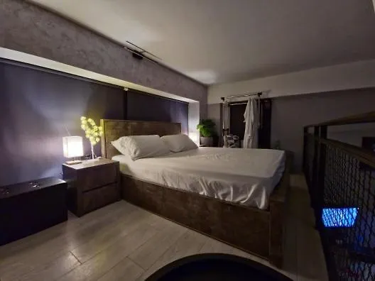 Jacuzzi Room - Eric Room Service Tbilisi Georgia